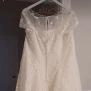 Oleg Cassini size 20 tea length wedding gown